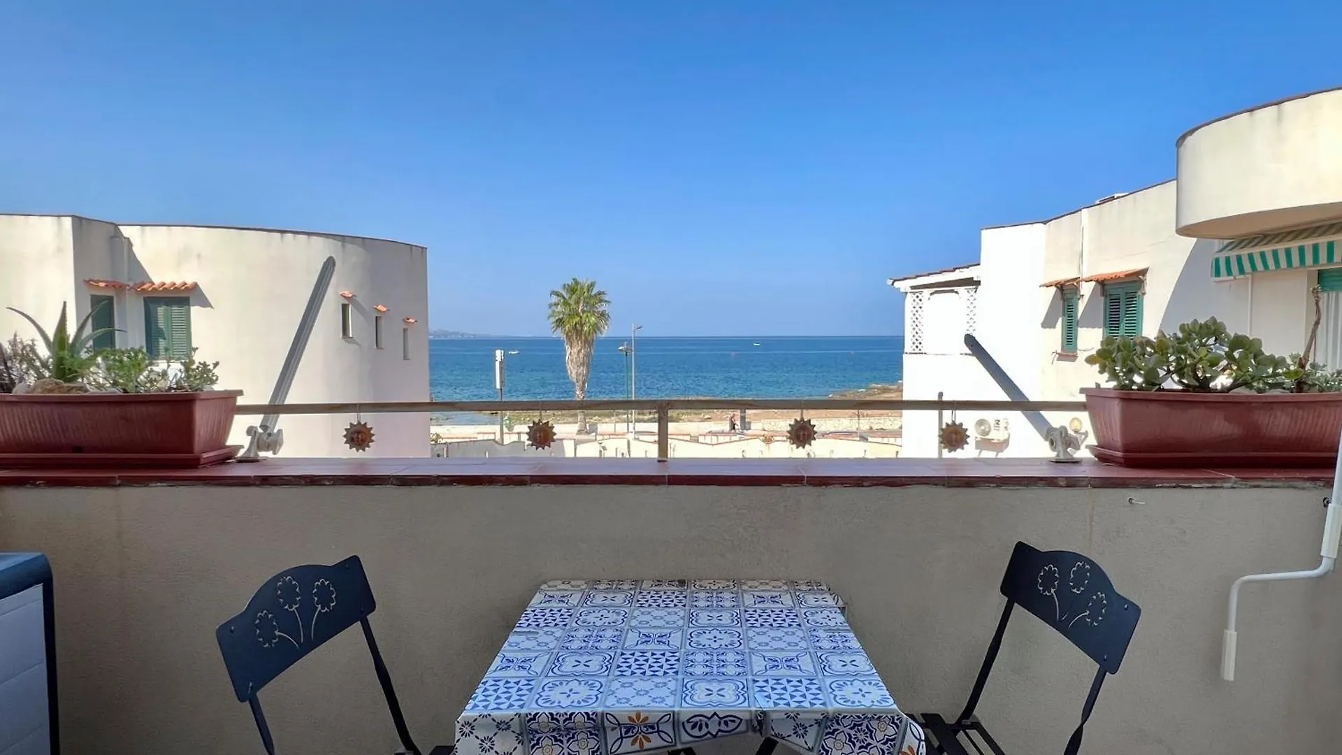 Isola Delle Femmine Holiday 0*, Isola delle Femmine Italien